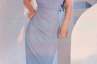秀人网 – 李宓儿的居家分享，套图真有种不说话的力量。