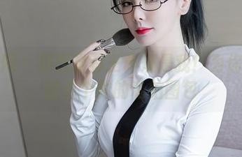 秀人网 – 强烈推荐王雅姗是我！为你的美腿点个赞的私拍图包