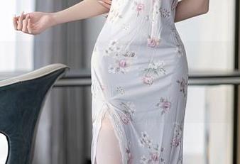 秀人网 – 原图保证！看芈琳娜穿皮衣写真，轻松打破“皮衣恶魔”的标签。