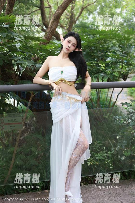 秀人网-陈雅漫VICKY 秀人网 - 转角遇到爱——陈雅漫VICKY的教室美图分享,偷袭课堂的美丽!