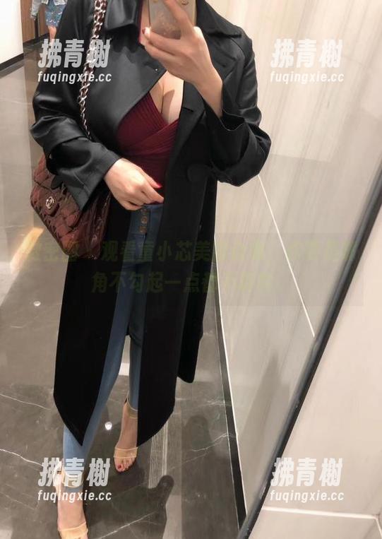 微密圈 - 观看童小芯美腿合集，你要是嘴角不勾起一点都不真实。
