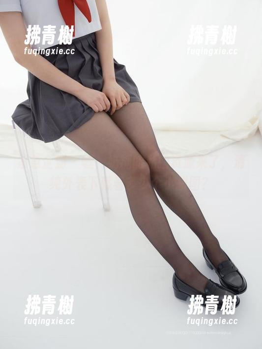 紧急企划 - 嘘，奶糖的私拍资源来了，清纯外表下藏着多少个小拼图？