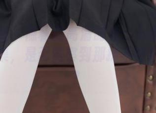 紧急企划 – 隐秘的高清时光：小恩内部定制写真集，是否觉察到那抹不经意的愉悦？