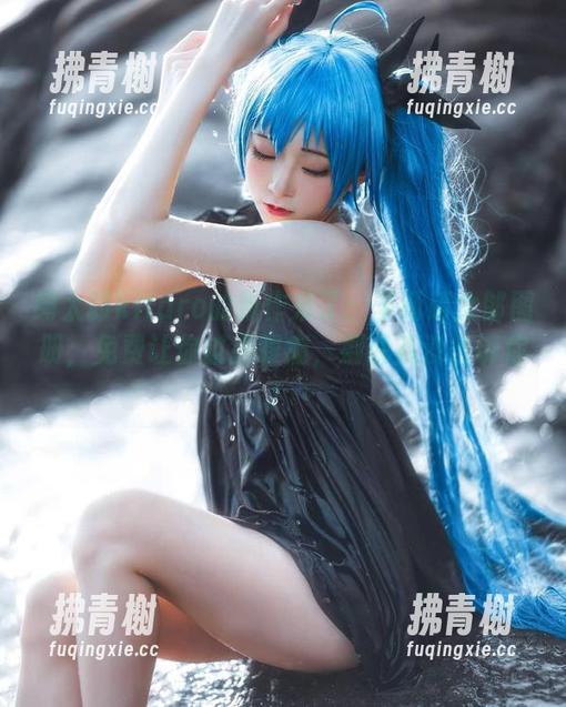 绮太郎kitaro的新作来了：圣诞萌女郎图册，免费让你过把眼瘾，别说我没告诉你！