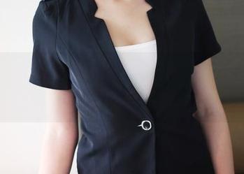 美媛馆 – 许诺的校服写真集，精选出多少青春残酷与甜蜜。