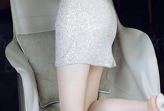 花漾show – 小热巴化身无圣光女神，纯白系图片值得你多看几眼。