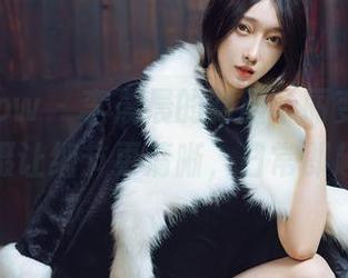 花漾show – 李晨晨的制服华丽变换，高清拍摄让细节更清晰，日常即趣味！