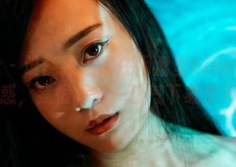 蜜桃社 – 谁能抵挡得住网盘里Gina镂空的诱惑，我恨不得一口气下载个不停