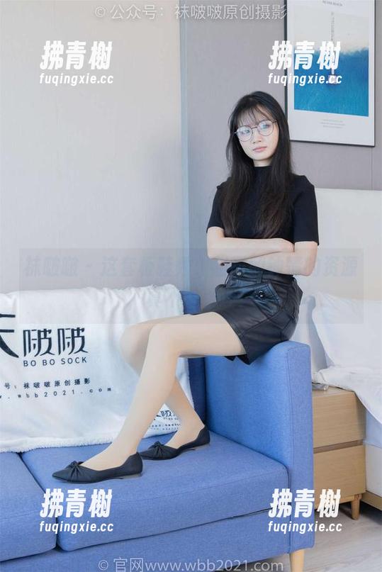 袜啵啵 - 这套板鞋秀，甜甜圈钟情的资源，真不讲道理！