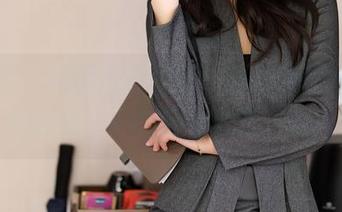 语画界 – 从图片看原图，沐若昕的厨娘角色揭幕，一种新尝试在召唤？