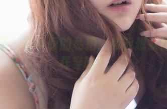 轰趴猫 – 苏小暖的私拍：你能想象修女这样穿吗？
