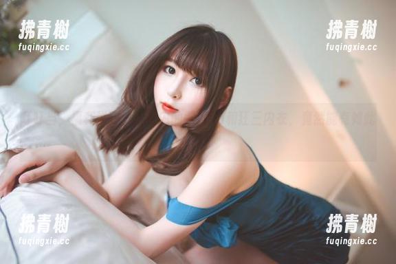 叮叮当，福利送到！图包内的雯粥粥i和狂三内衣，竟然能有如此电力。