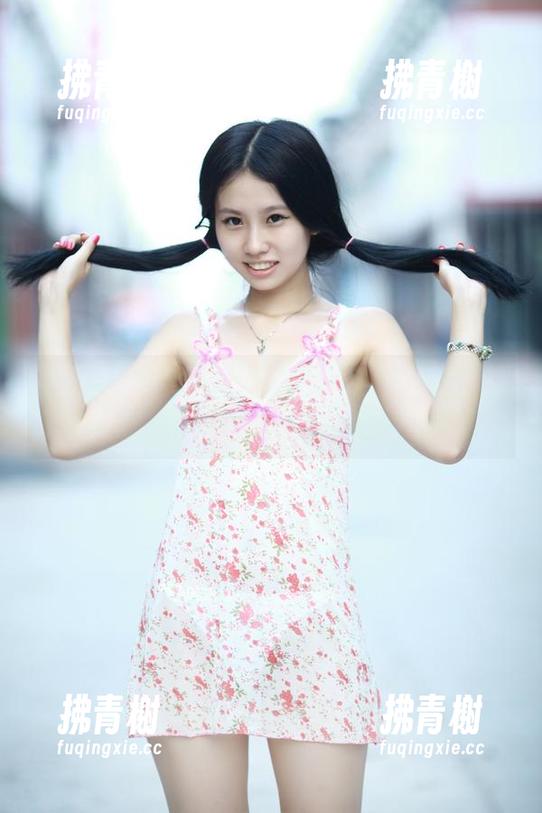 青豆客 - 小紫藤与她的妹妹：下载吧，趁还没被大家发现！