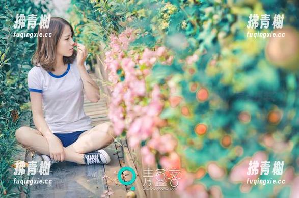 青豆客 - 王婉悠的万圣节最新图包，水手服和女巫帽，完美撞车？