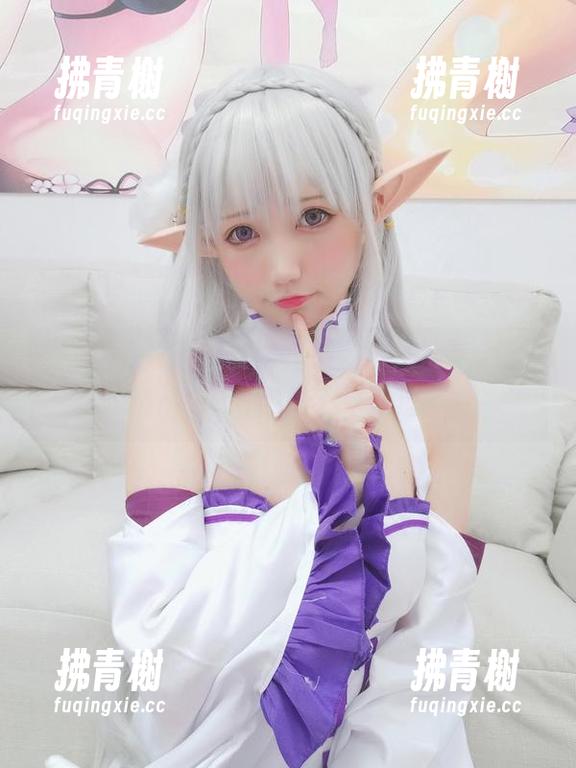 魔物喵nigisa 照片里的兔子居然比我还会摆pose,魔物喵nigisa你是不是练过?