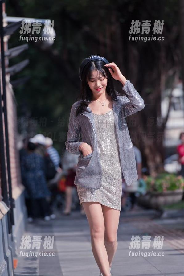 魔镜街拍 - 给你一个优雅的理由，婷婷的包臀灰裙OL套图合集，轻松把休闲气氛带给你的每一天！